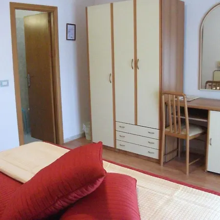 Hotell Tirrenia