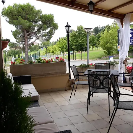 Tirrenia Hotell 3*